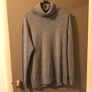 Grey cashmere turtleneck